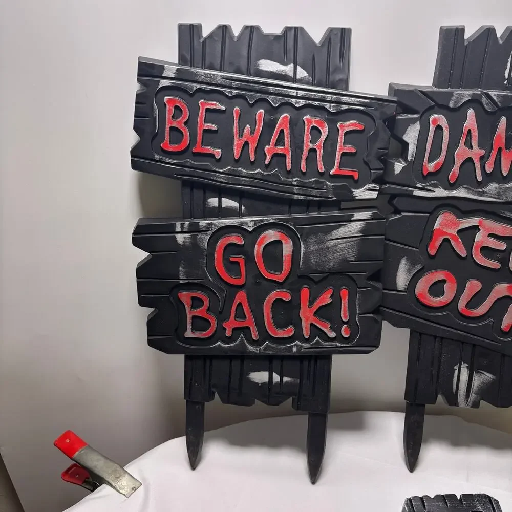 Halloween Yard Signs - 3 Count